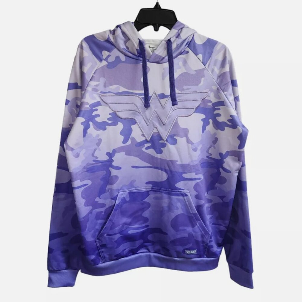 Six Flags Womens Purple Camo Wonder Woman Pockets Hoodie Sweater Size M NEW
